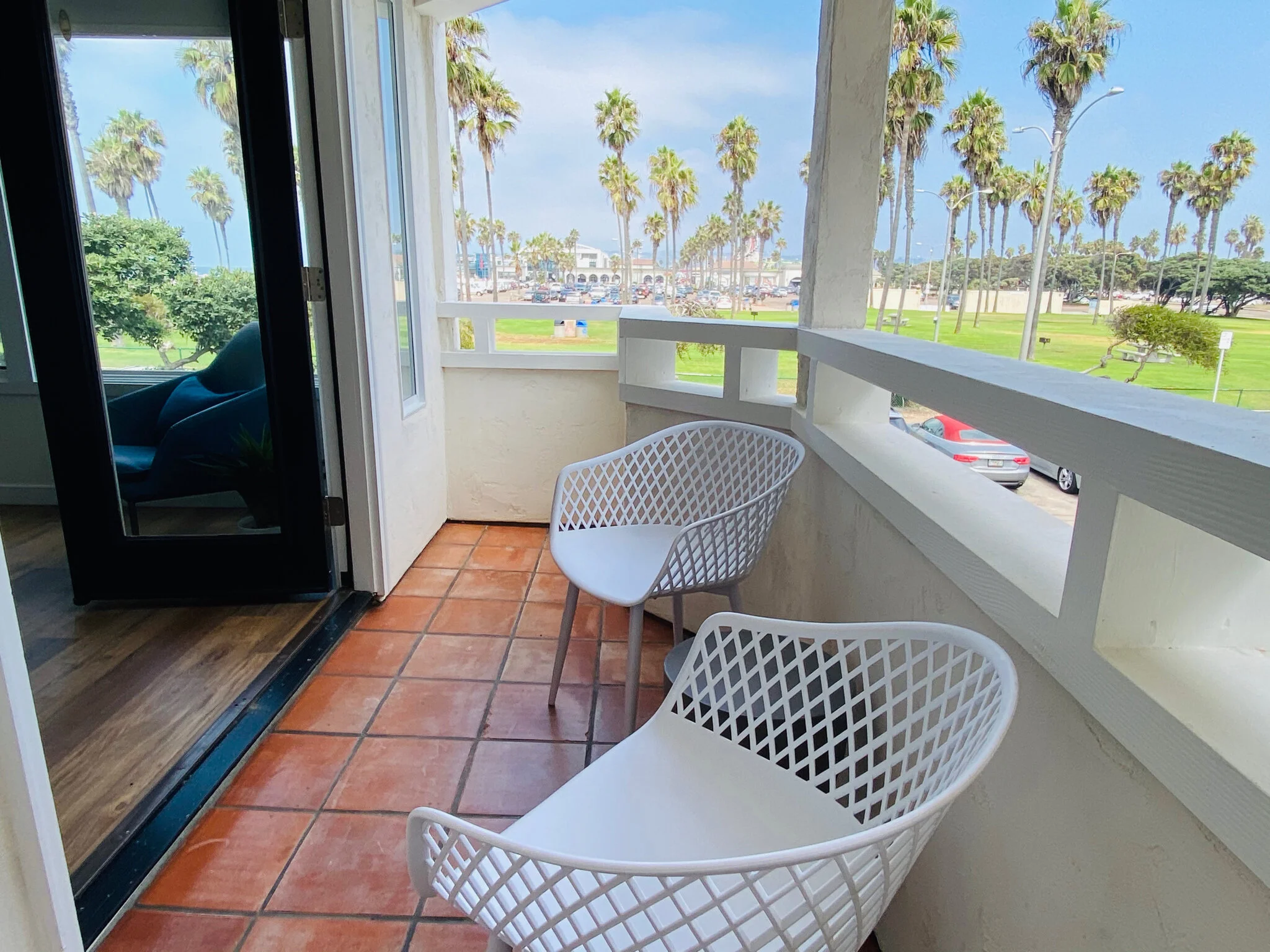 Home 1 - 3 Bed, 3 Bath