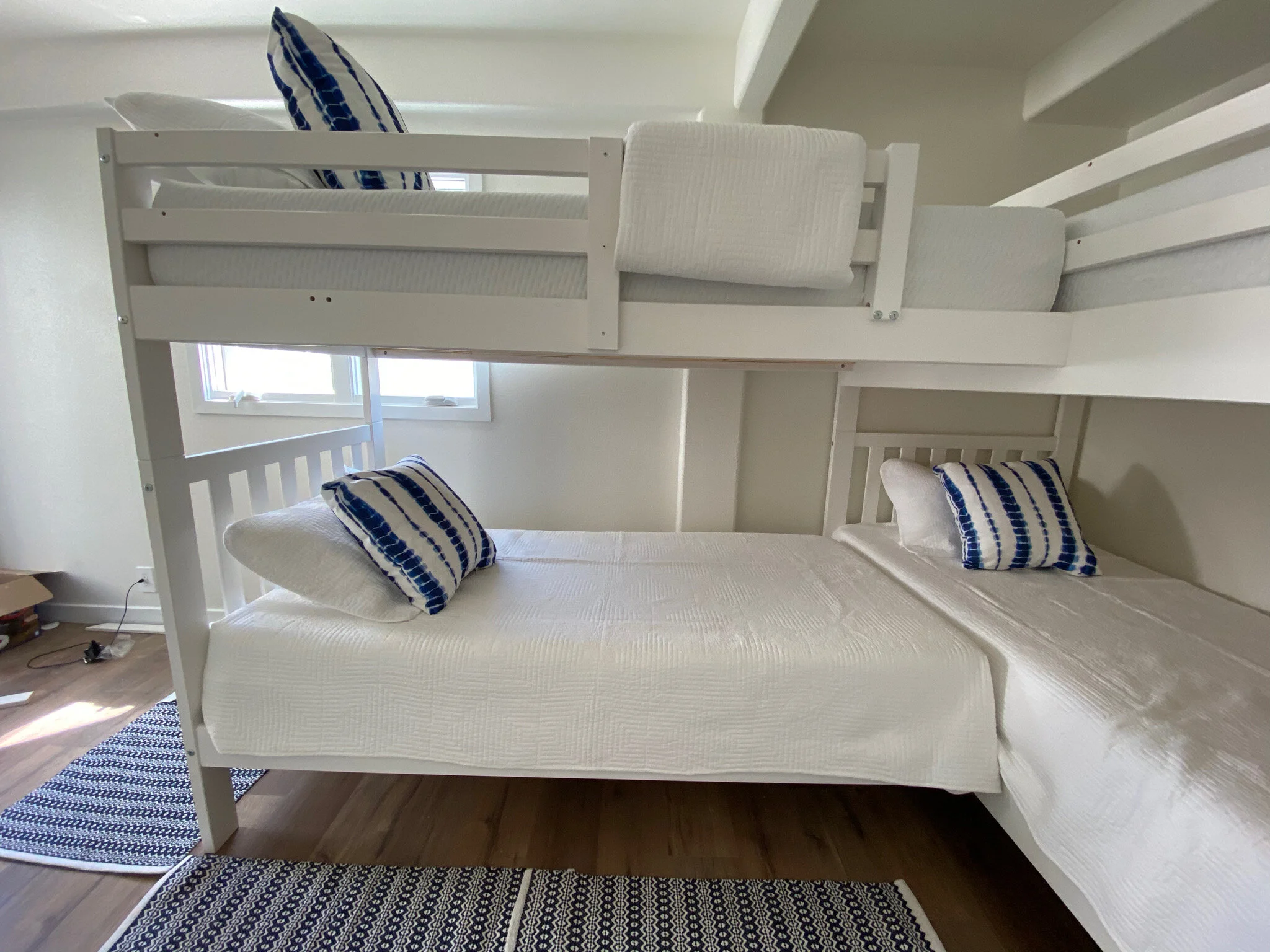 Home 3 - A 3 Bedroom, 2.5 Bathroom Private Oasis Steps from the Beach photo 5